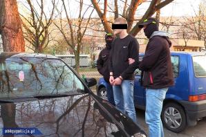 [VIDEO] Wśród kokainy, heroiny i amfetaminy policjanci zabezpieczyli nowy narkotyk przerzucany do Szwecji i Niemiec