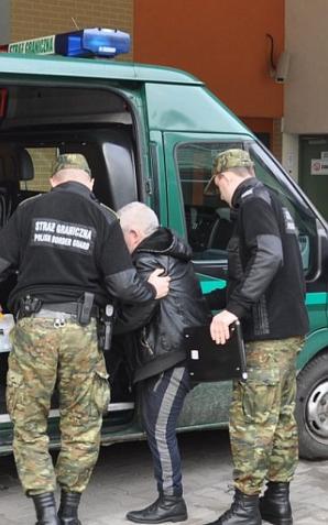 Imigranci z Turcji oraz Bośni i Hercegowiny oraz ich przewodnicy zatrzymani