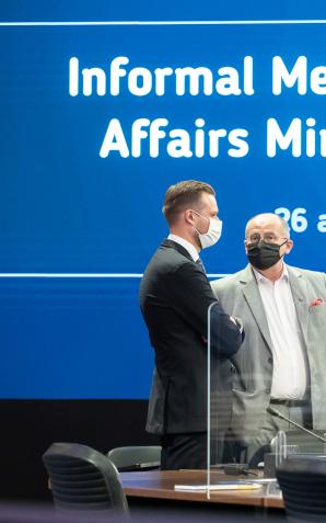 Minister Rau wziął udział w nieformalnym spotkaniu szefów MSZ UE w Portugalii