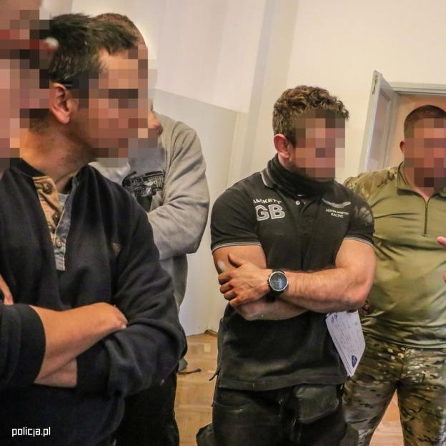 [VIDEO] Od ćwiczeń do działań. Wspólne szkolenie funkcjonariuszy CPKP „BOA”, SPKP oraz policyjni instruktorzy z NYPD (USA), RAID i BRI (Francja) Od ćwiczeń do działań
