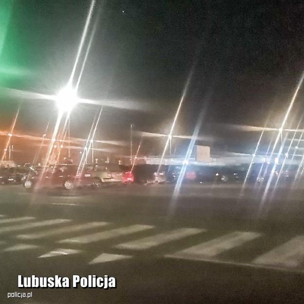 [VIDEO] Chciał się pościgać na zlocie. Nie wiedział, że w BMW siedzą policjanci z grupy „SPEED”