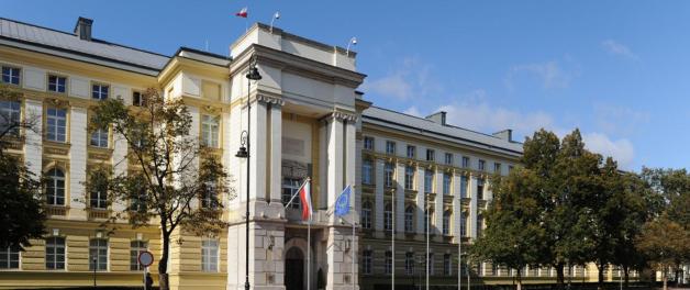 Premier Mateusz Morawiecki odbył rozmowy telefoniczne z premierem Republiki Iraku i premierem Regionalnego Rządu Kurdystanu. Głównym tematem rozmów była sytuacja na granicy Polski i Białorusi
