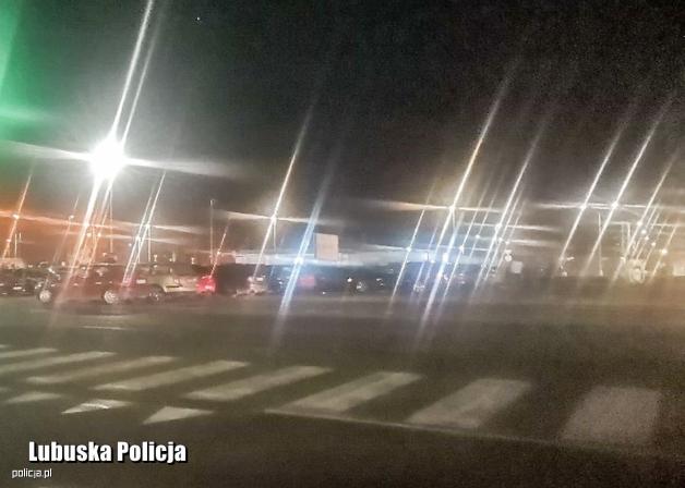 [VIDEO] Chciał się pościgać na zlocie. Nie wiedział, że w BMW siedzą policjanci z grupy „SPEED”